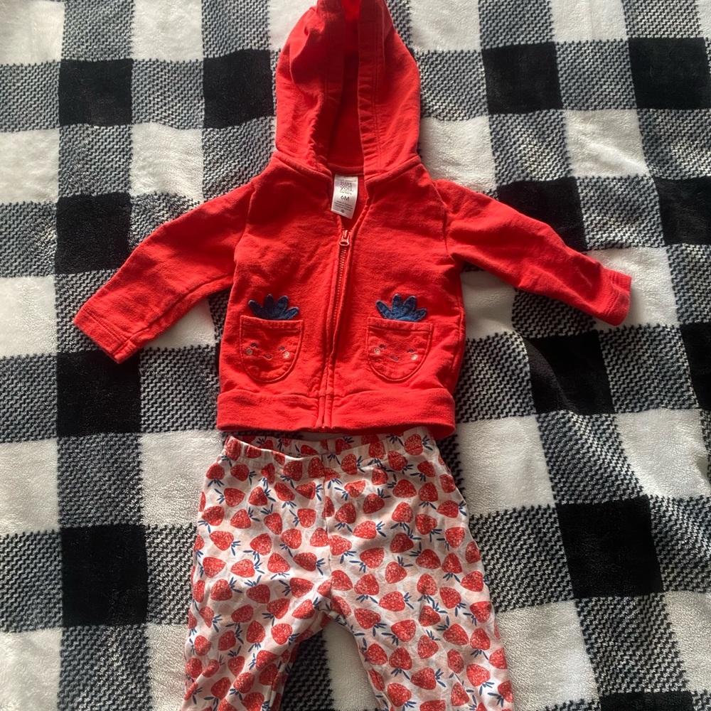 Carters 6month 2pc strawberry outfit